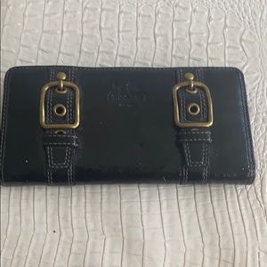 Coach black patent zoe wallet